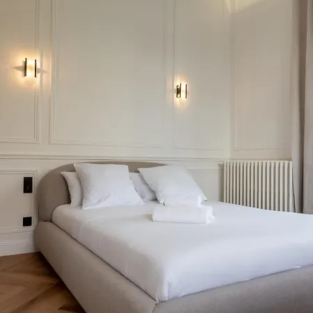 Aparthotel Maison Les Arcades - Collection Aura