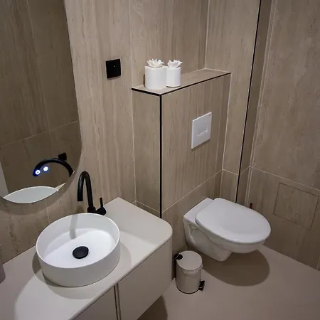 Aparthotel Maison Les Arcades - Collection Aura Charleville-Mézières