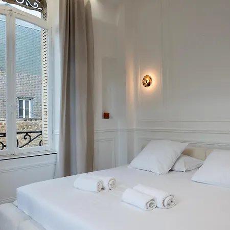 Maison Les Arcades - Collection Aura Aparthotel Charleville-Mézières