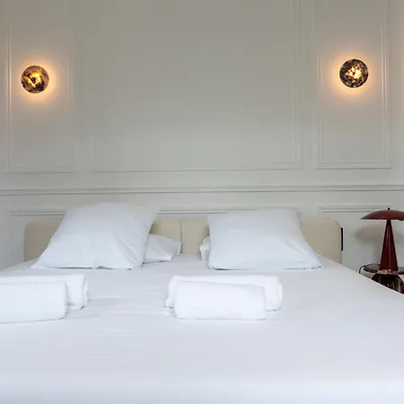 Aparthotel Maison Les Arcades - Collection Aura Charleville-Mézières