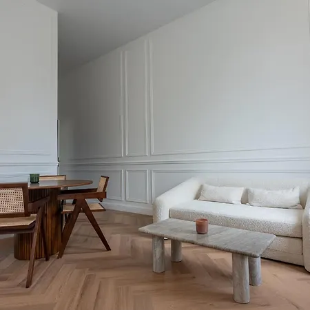 Maison Les Arcades - Collection Aura Aparthotel Charleville-Mézières