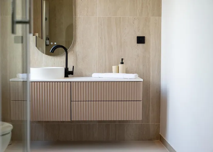 מלון דירות Maison Les Arcades - Collection Aura 3*