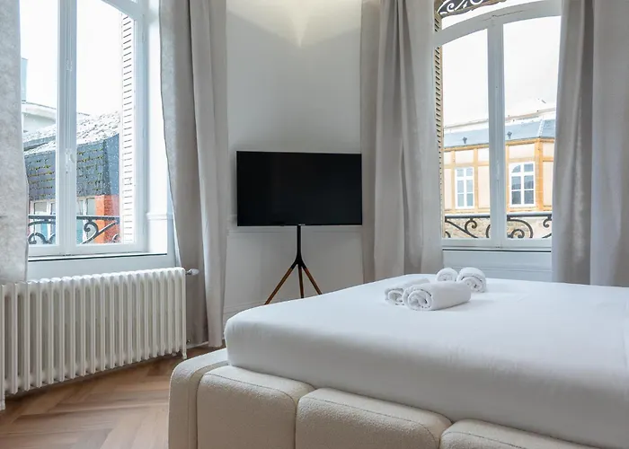 מלון דירות Maison Les Arcades - Collection Aura 3*