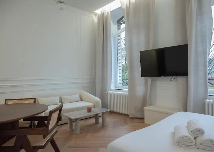 מלון דירות Maison Les Arcades - Collection Aura